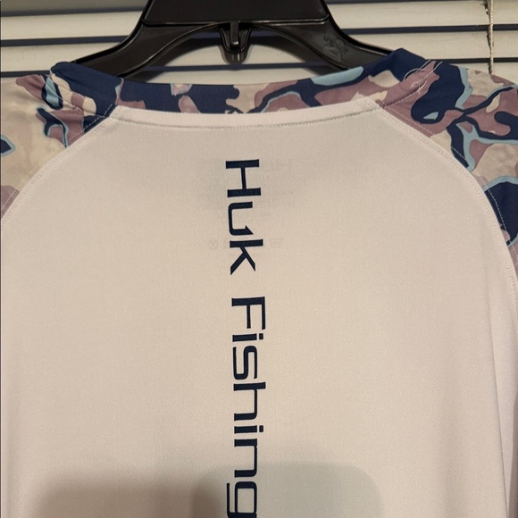 Huk Fishing Shirt White with Blue and Pink Sleeves - Picture 4 of 6